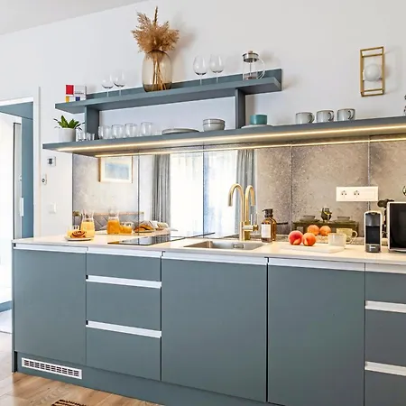 Marone Allure Premium With Garden View